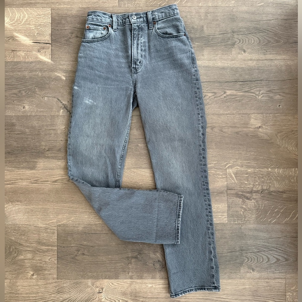 Abercrombie & Fitch Straight Leg Gray Jeans